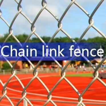 50*50mm Hot Dip Galvanized Chain Link Wire Mesh Fence per la rete di campo da calcio
