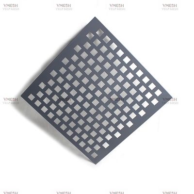 Rivestimento per facciata perforato in acciaio inossidabile 304, spessore 0,3-10 mm