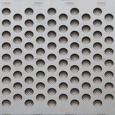 Piastra metallica perforata 4x8 piastra di acciaio al carbonio galvanizzato per recinzioni