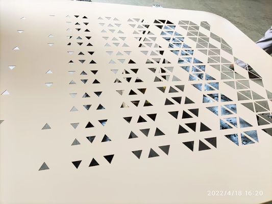 Rivestimento in polvere colore oro bronzo Honeycomb Buco rotondo Buco metallico Maglia Metallico Perforato