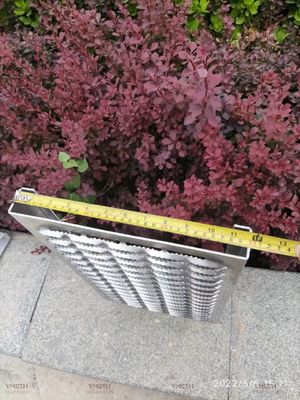 Griglia di sicurezza per passeggiate di piastre perforate galvanizzate antiscivolo a caldo