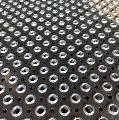Pannelli in lamiera forata zincata per passerelle antiscivolo