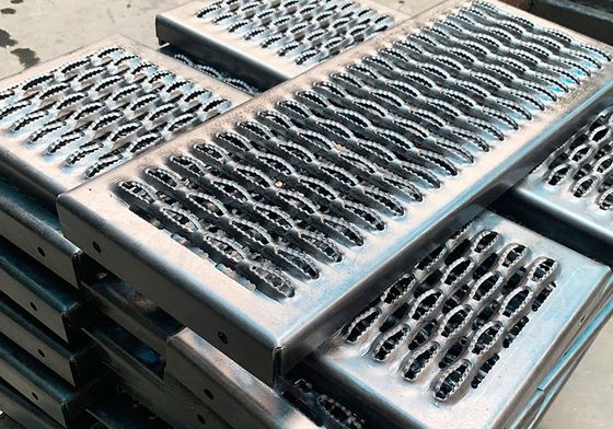 Griglia di sicurezza in acciaio a presa di diamante / Griglia di sicurezza a presa di ferro