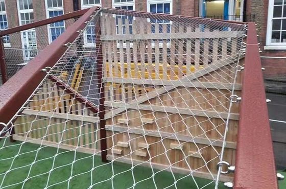 304 Stainless Steel Rope Mesh Flexible Safety Net Decorative Wire Rope Mesh con dimensioni personalizzate per balaustrade e recinti zoologici
