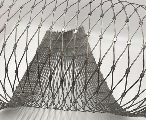 304 Stainless Steel Rope Mesh Flexible Safety Net Decorative Wire Rope Mesh con dimensioni personalizzate per balaustrade e recinti zoologici