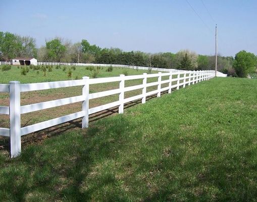 Stabile Bianco 3rails Design PVC Recinzione Plastica Vinyl Ranch Paddock Recinzione Cavallo