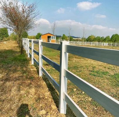 Pannello per recinzione per cavalli a 4 binari in PVC bianco, barriera per allevamento