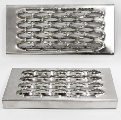 Anti-sliding Grip Strut Safety Perforated Grating Metal Walkway Panels