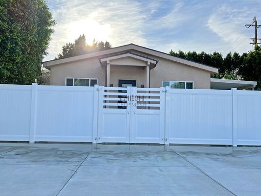 Pannello per recinzione in PVC per la privacy 6x8 piedi Bianco Senza manutenzione