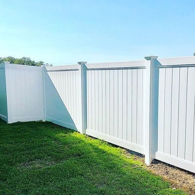 Recinzioni di plastica per giardino e casa