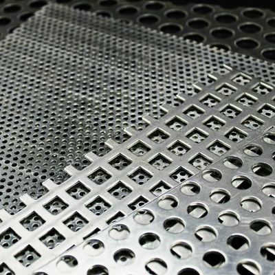 Rivestimento metallico a maglia di alluminio perforato esagonale decorativo
