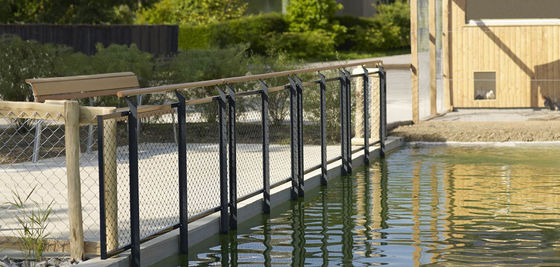 Rete metallica in acciaio inox resistente ai raggi UV, con lunga durata e proprietà atossiche per recinzioni di zoo e voliere per uccelli