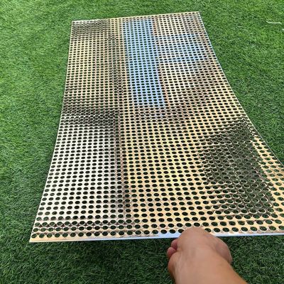 Rivestimento in polvere facciate esterne architettoniche decorazione maglia metallica di alluminio perforata