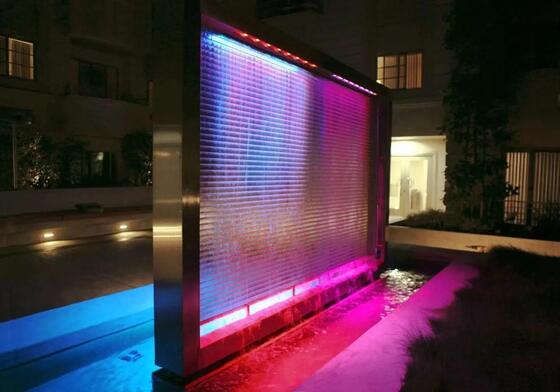 Cascata in metallo 304 in acciaio inossidabile per tenda decorativa da giardino per giochi d'acqua