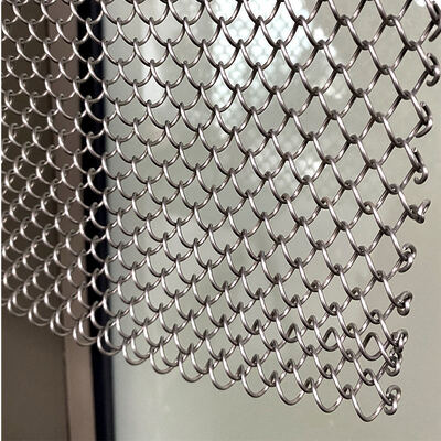 Parete divisoria netta personalizzata per decorazione a cascata con dimensioni del foro di 6 * 6 mm