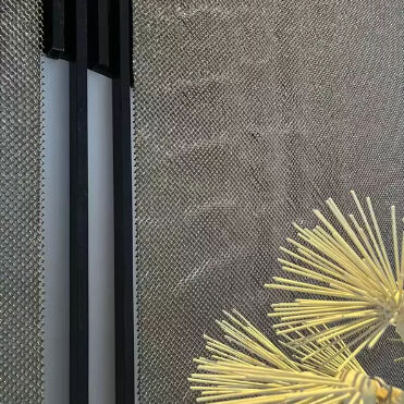 Parete divisoria netta personalizzata per decorazione a cascata con dimensioni del foro di 6 * 6 mm