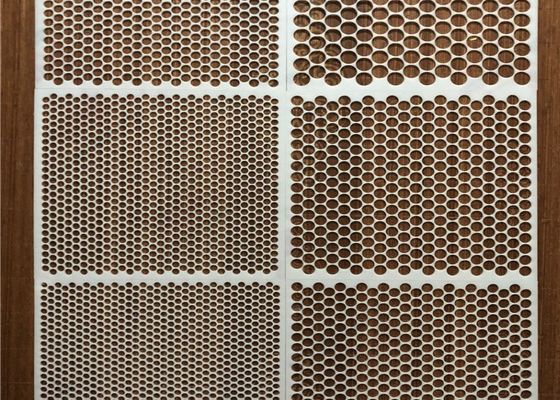 Fogli di plastica perforata in plastica per la produzione alimentare in PP HDPE da 0,5 a 3,5 mm