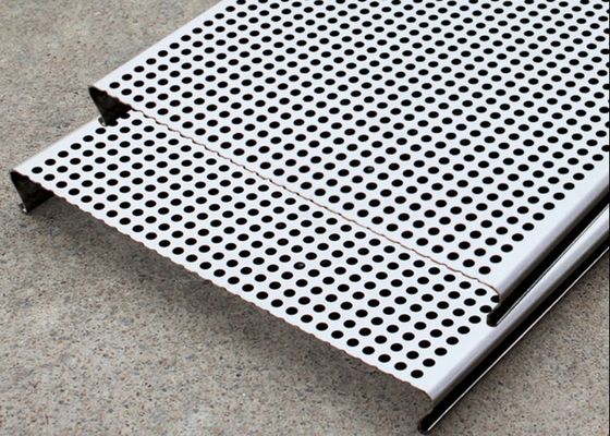 Piastrelle di soffitto perforate in alluminio rivestite in PVC 3003H24 sospese