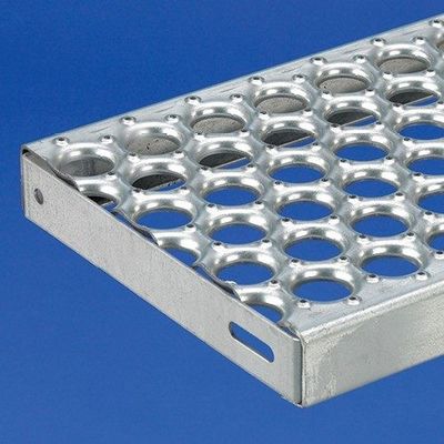 Passerella di sicurezza grigliata in acciaio 2 naselli tetto chiuso zincato
