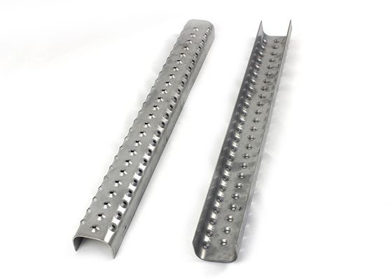 Scale resistente allo slittamento in acciaio galvanizzato con coperture a scorrimento di calibro 13-14