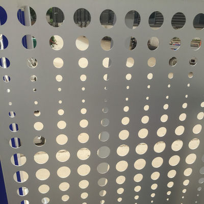 Pannello decorativo in rete di alluminio perforata 1000x2000mm spessore 0,3mm