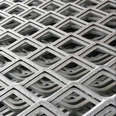 La grata galvanizzata immersa calda ha allungato la maglia ampliata del nastro metallico