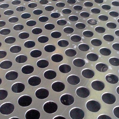 La lamina di metallo perforata di alluminio rotonda 304 316 di acciaio inossidabile del foro spolverizza rivestito