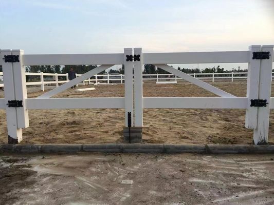 Stabile Bianco Nero Colore PVC Ferraglia Ferraglia Ranch Paddock Ferraglia Cavallo