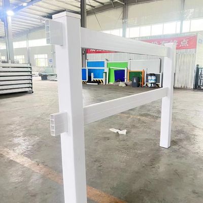 Il cavo saldato anticorrosivo Mesh Fence Pvc Plastic Vinyl ha ricoperto nel cavallo del recinto chiuso del ranch