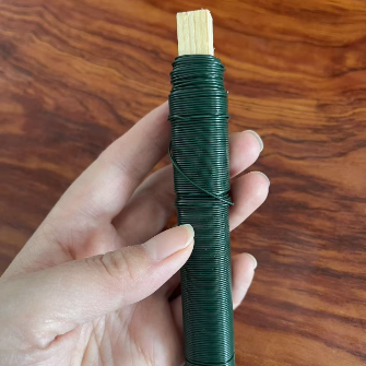 Filo metallico floreale personalizzabile dipinto colorato per decorazioni e artigianato da giardino