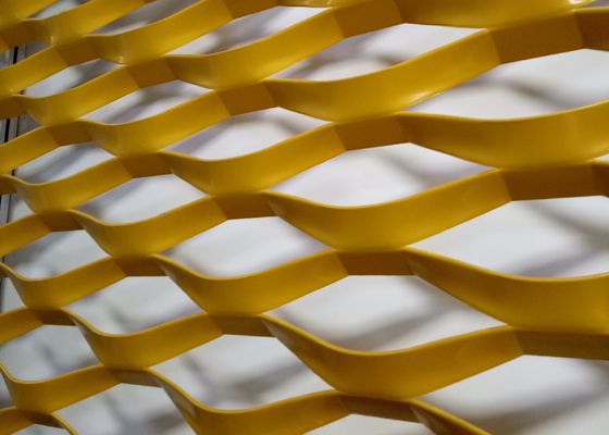 Spolverizzi la maglia metallica ampliata di alluminio rivestita 1*2m per la facciata di costruzione del rivestimento