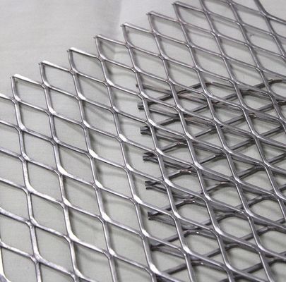 La immersione calda del passaggio pedonale resistente ha galvanizzato l'anti slittamento stridente ampliato