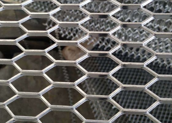 Il favo anodizzato foro esagonale ha espanto il metallo Mesh For Car Grille ISO9002