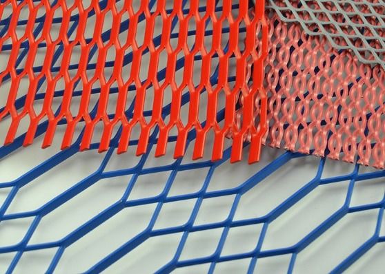 La maglia metallica ampliata gotica 4x8 di Q235 Q195 ha galvanizzato la tornitura ampliata del metallo