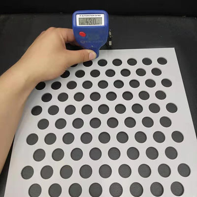 Lastra di plastica perforata leggera con buchi rotondi