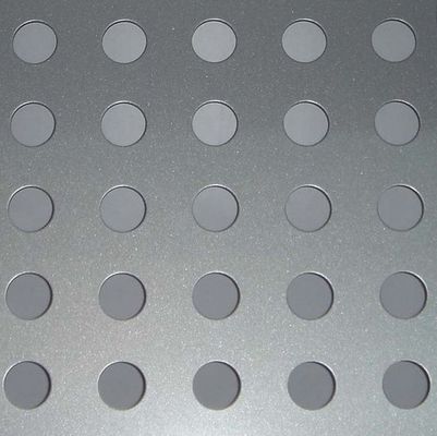 Perforato galvanizzato immerso caldo di materiale da costruzione lamina di metallo lo spessore di 0.5mm