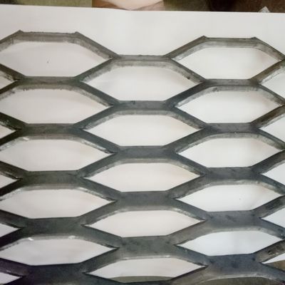 Il ferro resistente 4x8 ha alzato il metallo in espansione Mesh Catwalk Steel Gratings