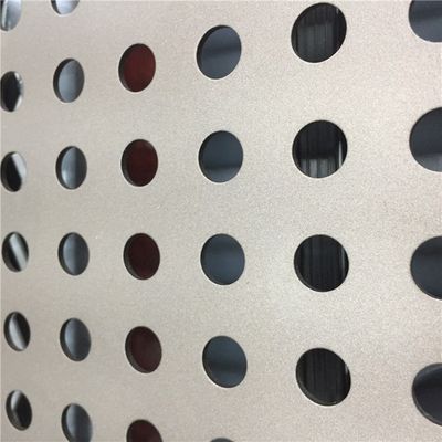 Rivestimento perforato di alluminio decorativo interno del PVC della lamina di metallo per la costruzione